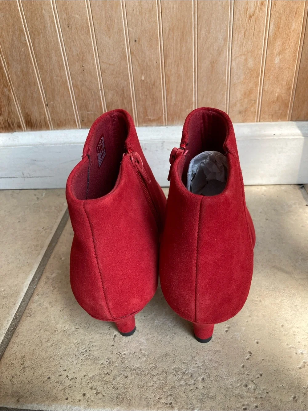 NWOT Clark’s red suede ankle boots - Size 7